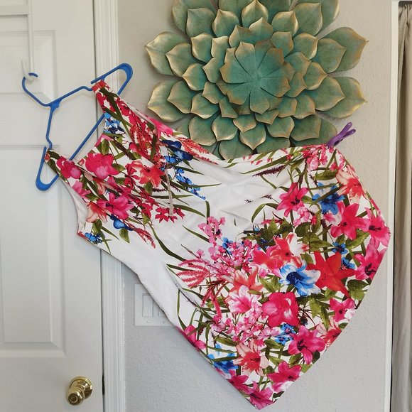 London Times Dresses & Skirts - NWT Cotton FLORAL FIT & FLARE SUNDRESS!  GORGEOUS!